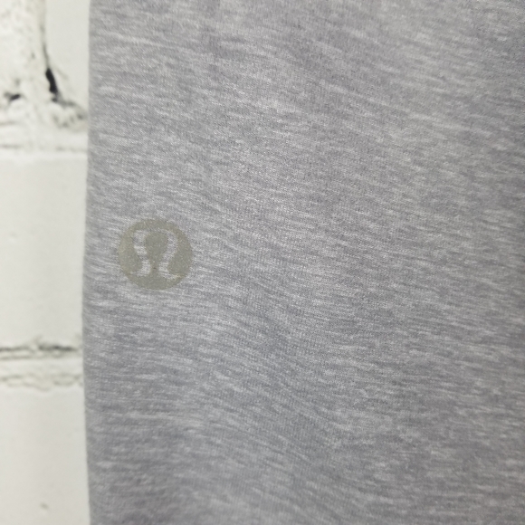 LULULEMON | Clam Digger II stretch bermuda shorts - Picture 5 of 8